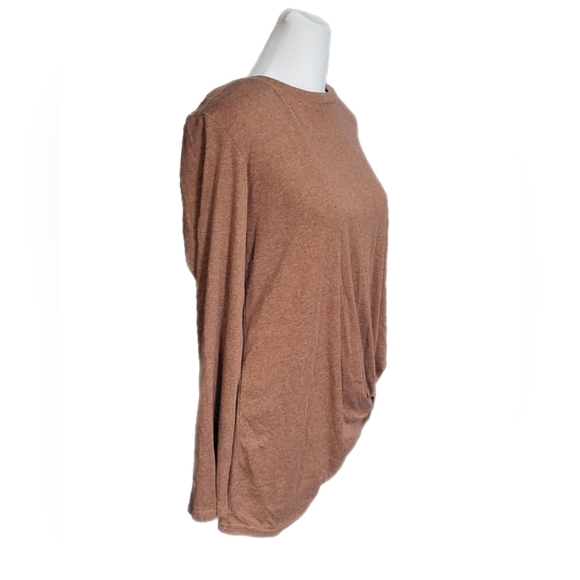 NWT knotted front, asymmetrical hem, long sleeve, soft stretch top, Sz Med brown - Picture 3 of 7